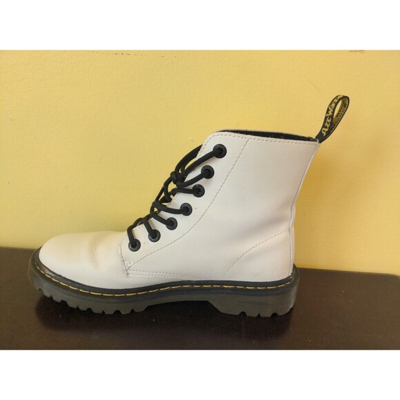 Dr. Martens Women's Combat Boots White AW004 Luana Lace Up Air Wair Size 8 Nice - Picture 6 of 14